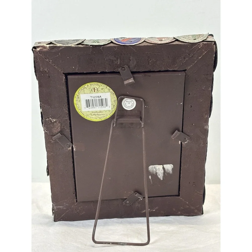 NEW! Vtg Recycled Bottle Cap Picture Photo Frame 4